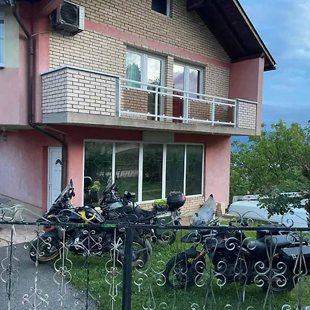 House Annesa